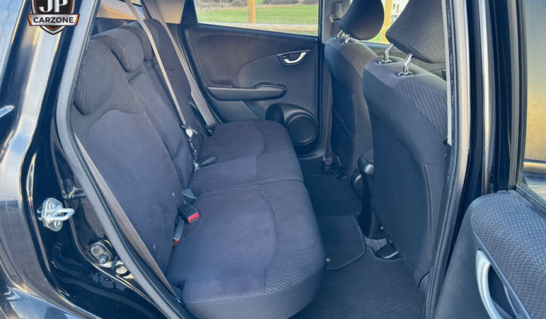 
								2013 Honda Jazz full									