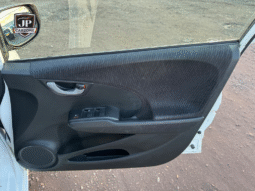 
										2013 Honda Jazz full									