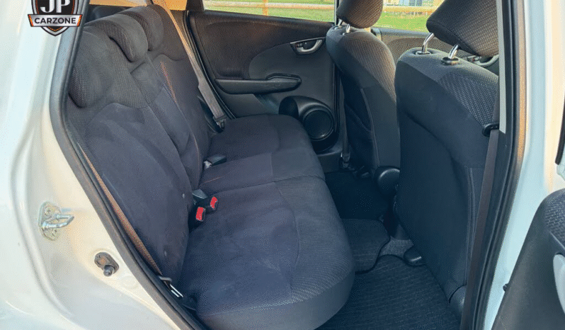 
								2013 Honda Jazz full									