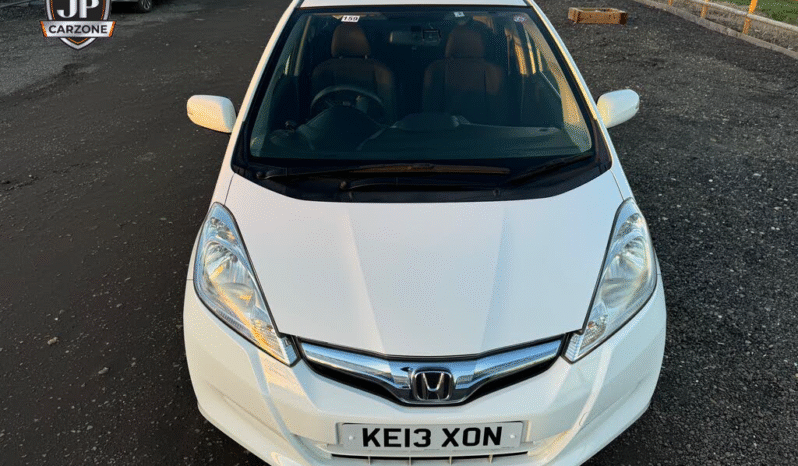 
								2013 Honda Jazz full									