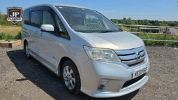 
										2013 Nissan Serena full									