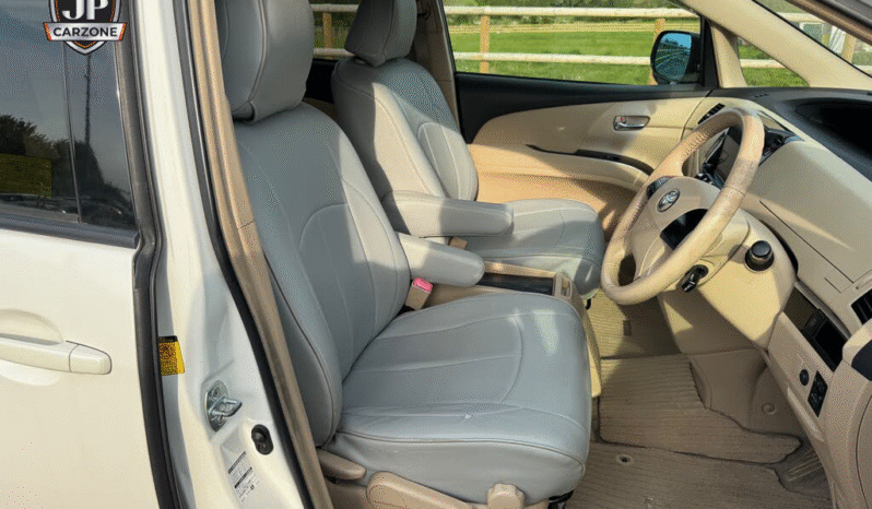
								2013 Toyota Estima 2.4 Aeras full									