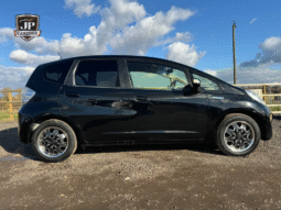 
										2013 Honda Jazz full									