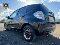 
										2013 Honda Jazz full									