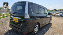 
										2013 Nissan Serena full									