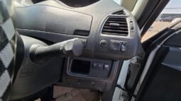 
										2013 Nissan Serena full									
