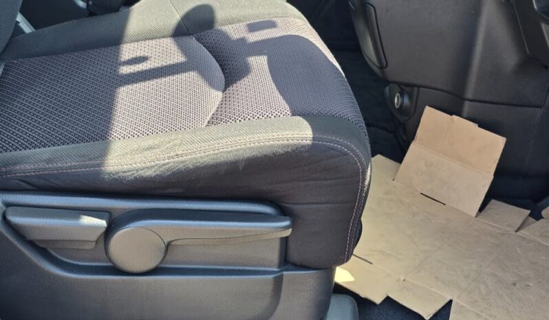 
								2013 Nissan Serena full									