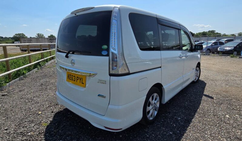 
								2013 Nissan Serena full									