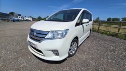 
										2013 Nissan Serena full									