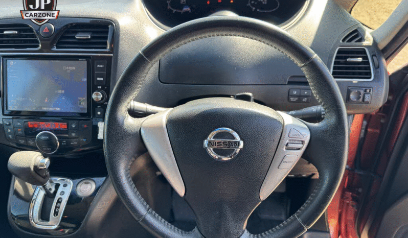 
								2014 Nissan Serena 2.0 Highway Star full									