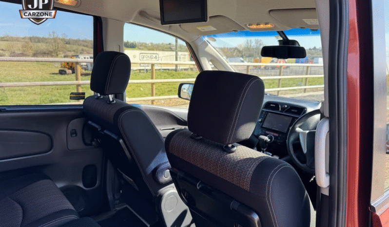 
								2014 Nissan Serena 2.0 Highway Star full									