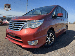 
										2014 Nissan Serena 2.0 Highway Star full									