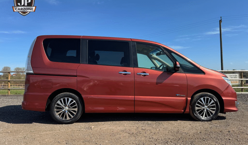 
								2014 Nissan Serena 2.0 Highway Star full									