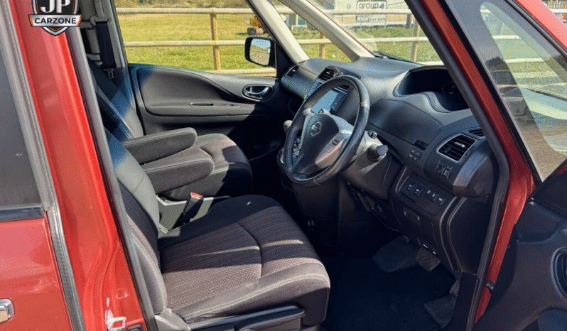 
								2014 Nissan Serena 2.0 Highway Star full									