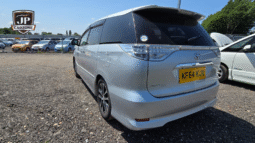 
										2014 Toyota Estima full									
