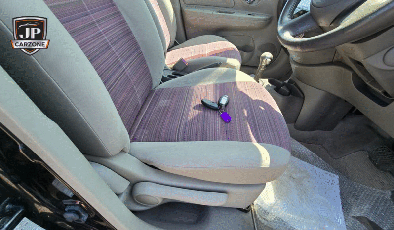 
								2012 Nissan Micra full									