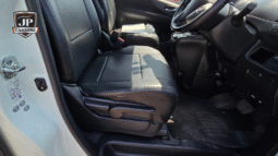 
										2013 Nissan Serena full									