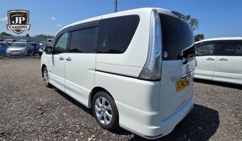 
								2013 Nissan Serena full									