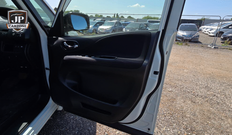 
								2013 Nissan Serena full									